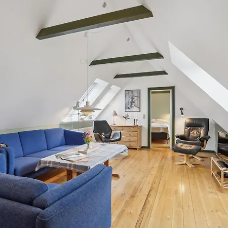 2 Bedroom Awesome In Fåborg